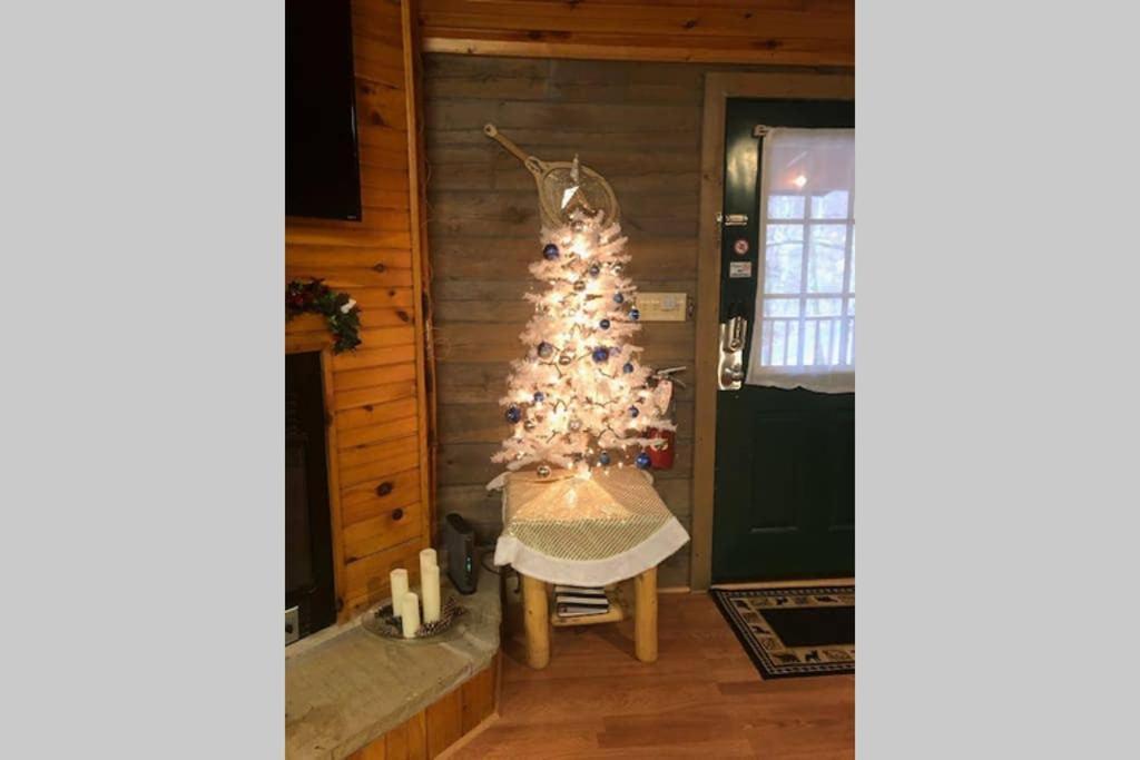 The Fishing Hole Cabin - Sage Vacations Gatlinburg Eksteriør billede