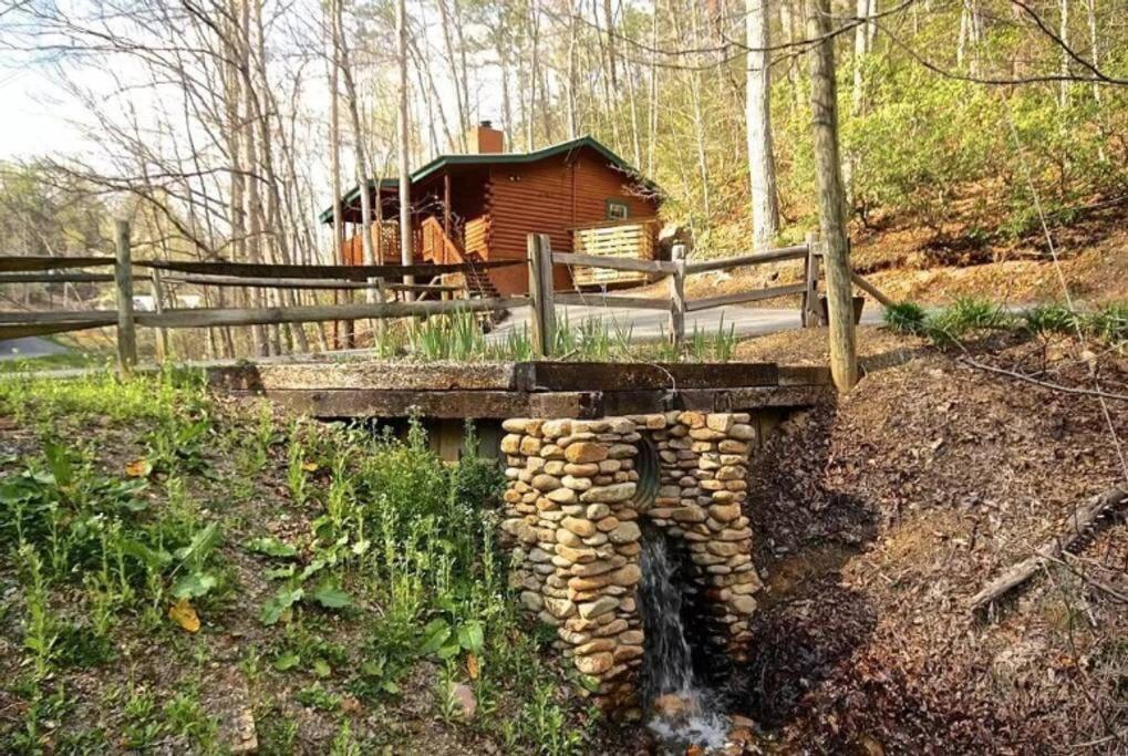 The Fishing Hole Cabin - Sage Vacations Gatlinburg Eksteriør billede